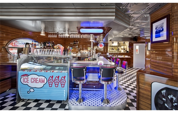 retro 50s diner groovy_diner_sandefjord_S3