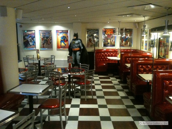 Daddy's Diner at the Mall in Finland by New Retro Design