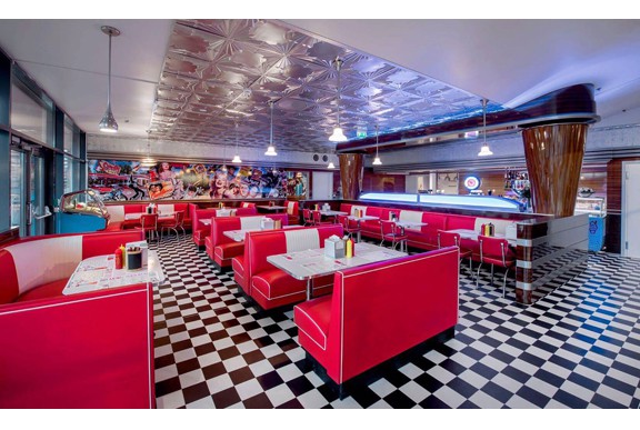 Groovy_Diner_Tonsberg_S6