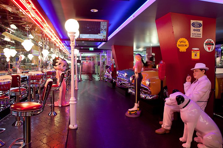 Beverly Hills Diner Bar
