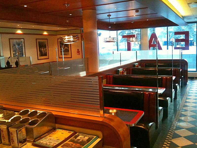 Daddy's Diner Interior
