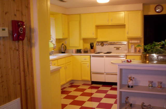 Retro Kitchen